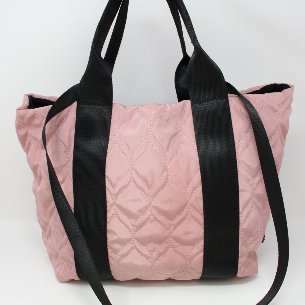 Fabletics The Day Trip Tote II Small in Quilted Rosebloom