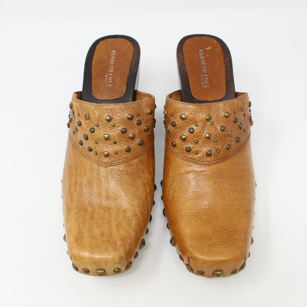 Kenneth Cole Wood & Leather Studded Clog in Stone Love Size 7.5